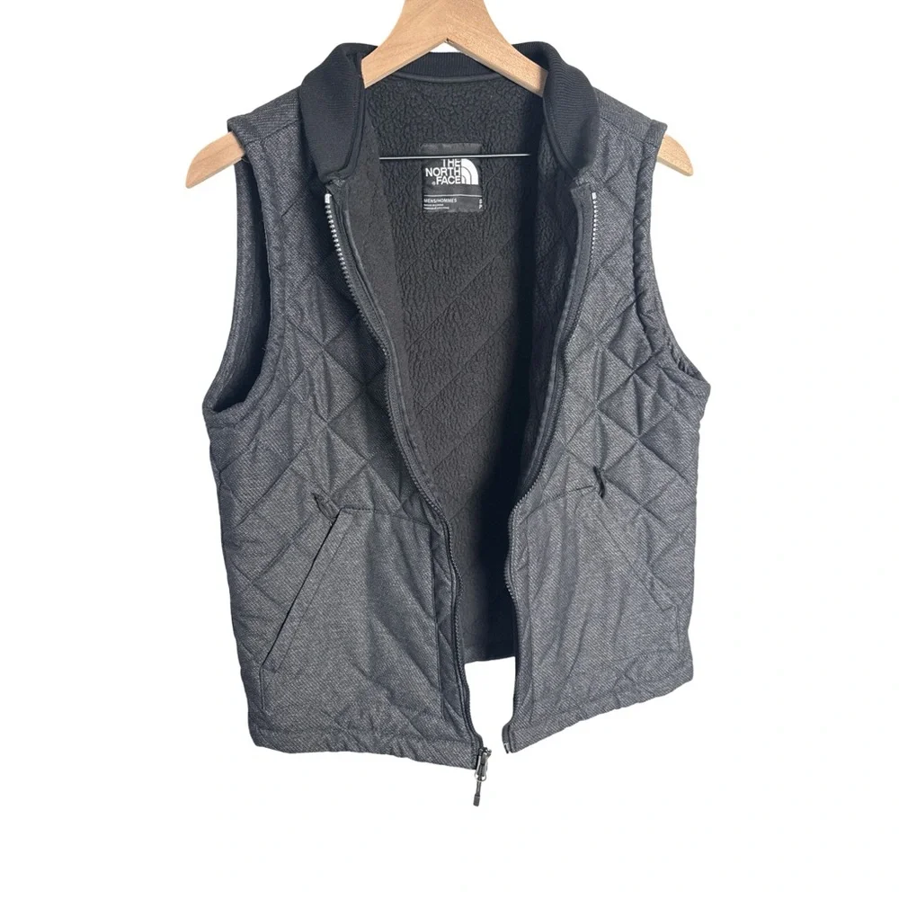 The North Face Cuchillo Insulated Vest Charcoal Gray Sherpa Men’s‎ Small